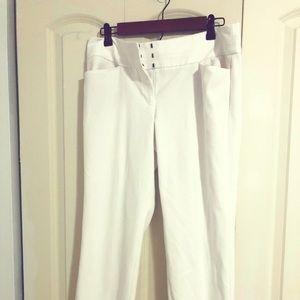 Express white capri pants - 8